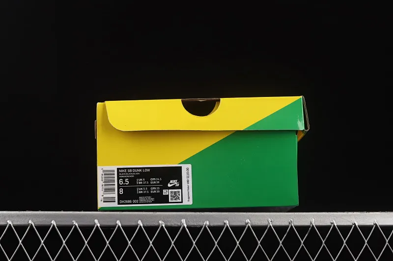 All categories Nk SB Dunk Series Nk SB Dunk Low Low-top skate shoes Pure original version Dover Street Market x Nk Dunk Low "Triple Black" Black Valentine's Day SB Dunk Series low-top skate shoes DH2686-002